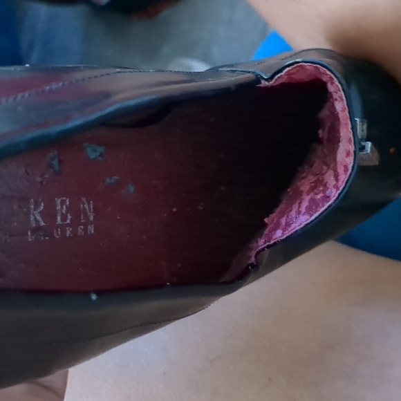 Shoes - Picture 4 of 6